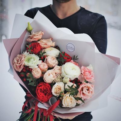 Moskovaya çiçek gönderimi