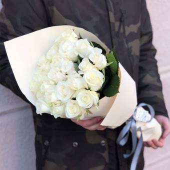 Ukrayna Boryspile çiçek göndermek