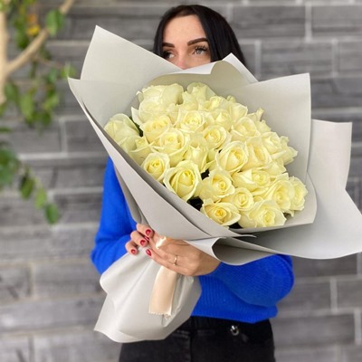 Saratova çiçek gönderimi