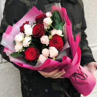 Ukrayna Boyarkaya çiçek gönder