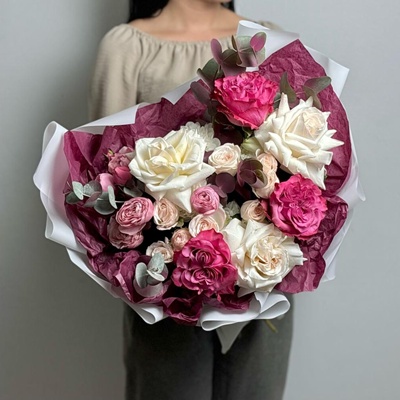 Petersburga gül gönder